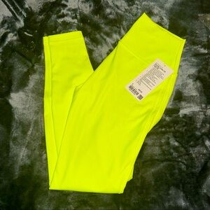 Wunder Under HR 28” size 8 NEW! Highlight Yellow